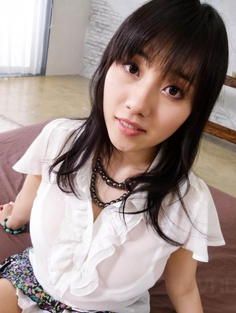 Azusa Nagasawa étoile sexy photo