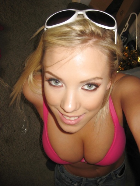 Bibi Jones étoile adulte archive