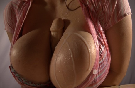 énormes putains de mamies aux seins belle exclusivité images