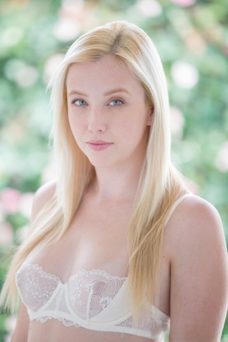 Samantha Rone étoile xxx img